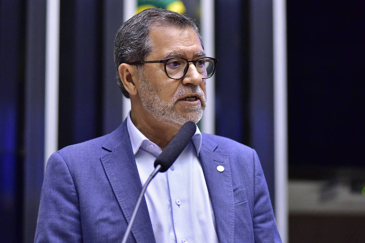 Maracutaia está dentro do INSS, diz autor de emenda que adiou fiscalização de descontos