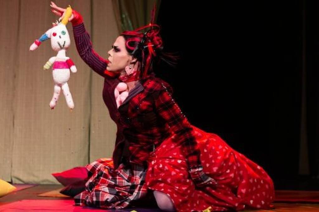 Teatro Bibi Ferreira exibe 'A Branca de Neve' neste domingo (11); veja passeios para fazer com crianças