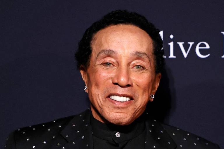 Smokey Robinson é acusado de estupro por quatro ex-funcionárias