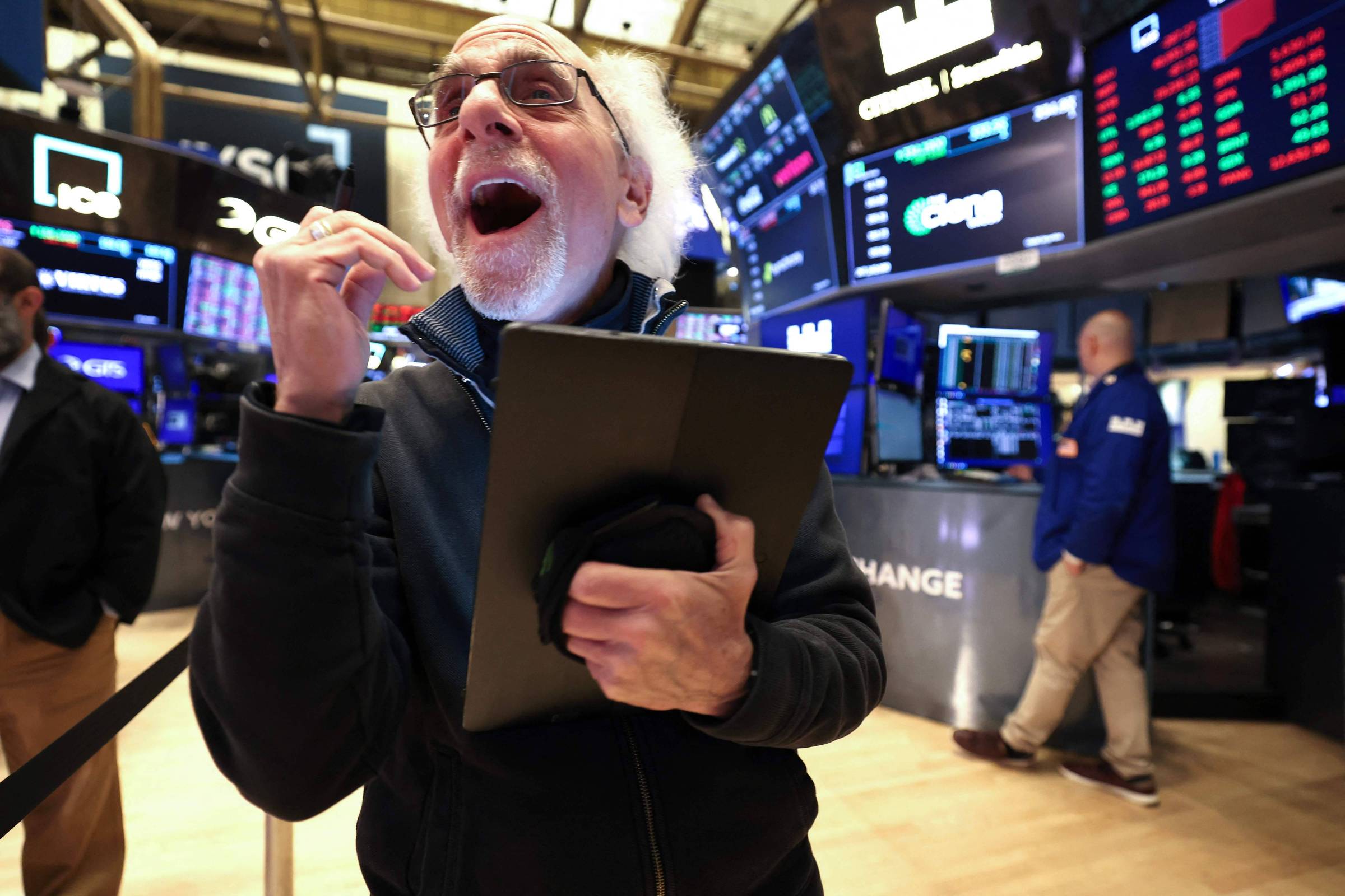 O que pensam e como estão investindo as maiores mentes do mercado?