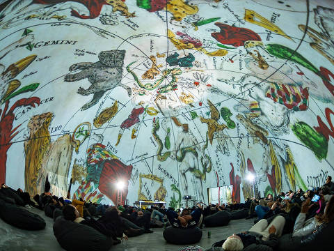 Exposição inaugural da Visual Farm Gymnasium, em São Paulo, sobre Leonardo da Vinci