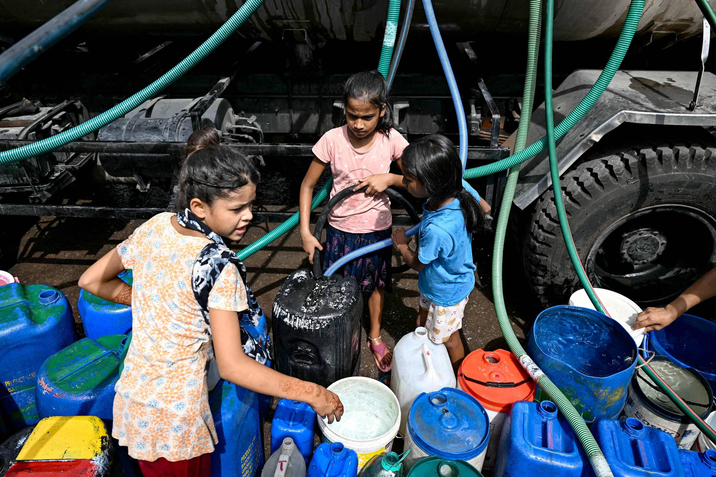Crianças de hoje enfrentarão extremos climáticos sem precedentes, alerta novo estudo