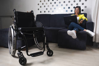 AUTONOMIA EM PESSOAS COM DEFICIÊNCIA