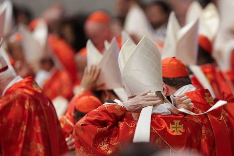 Conclave tem seu próprio 'código eleitoral', com veto a comunicação externa e a imagens de 'papa defunto'