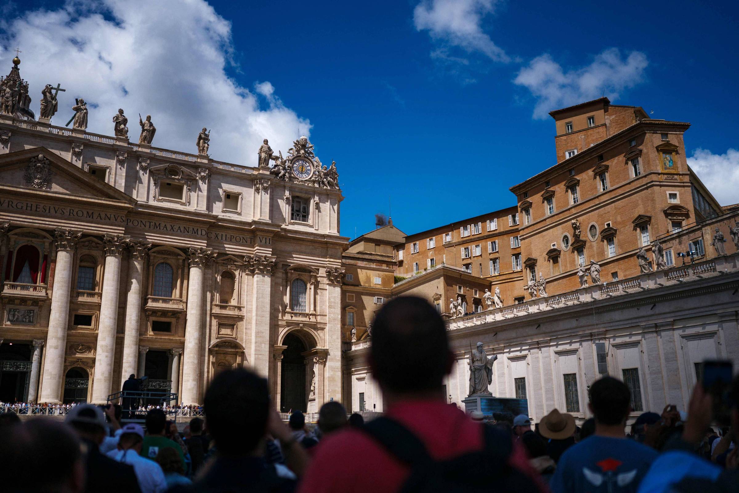Quando começou a tradição da fumaça no conclave? Entenda origem
