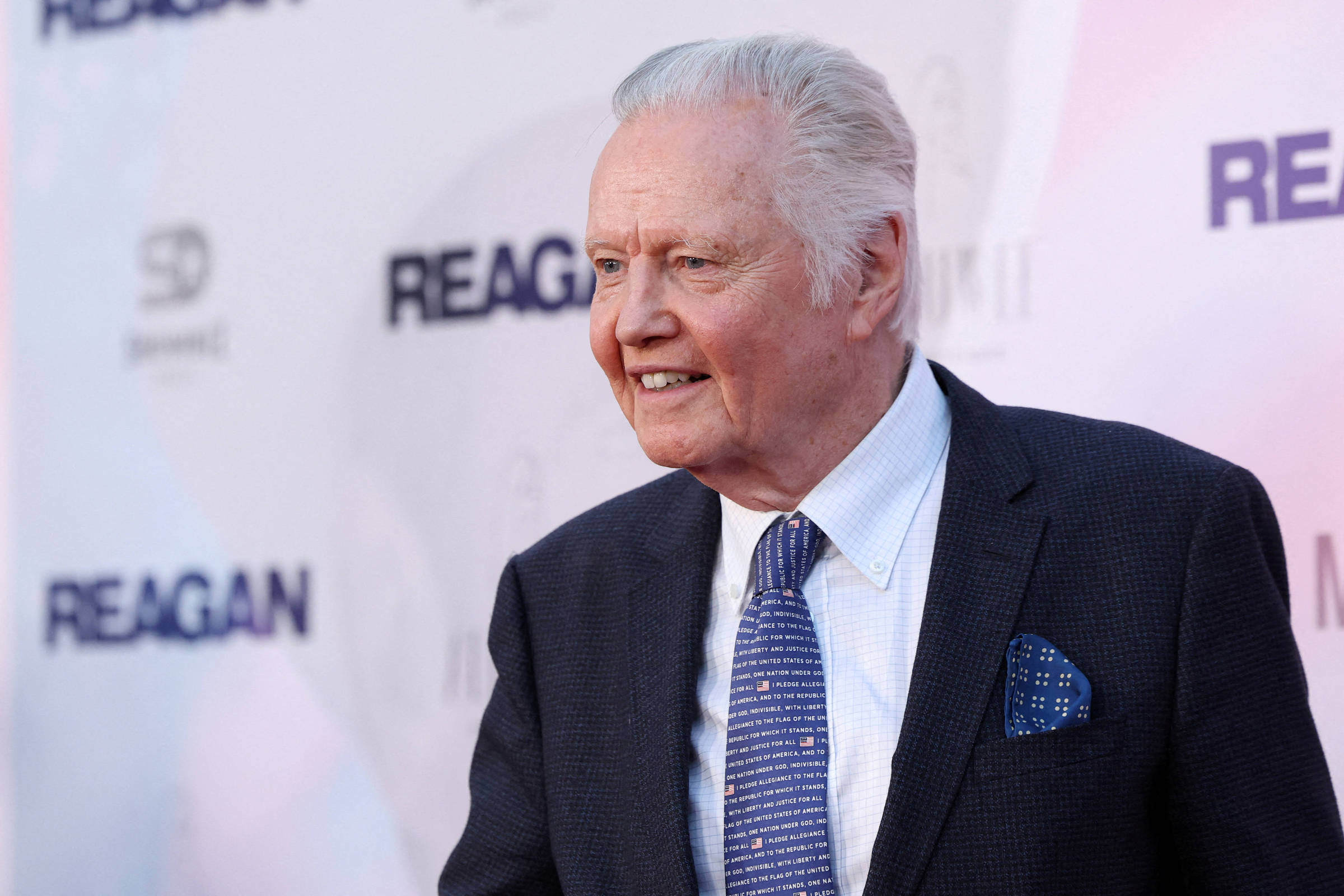 Em plano para Trump, Jon Voight propõe 'teste cultural americano' para filmes