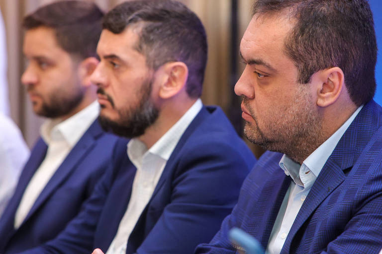 Castro tenta organizar 'dança das cadeiras' em acordo com vice para indicar sucessor