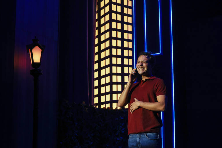  Musical  'Uma Babá Quase Perfeita', que tem o ator Eduardo Sterblitch como protagonista
