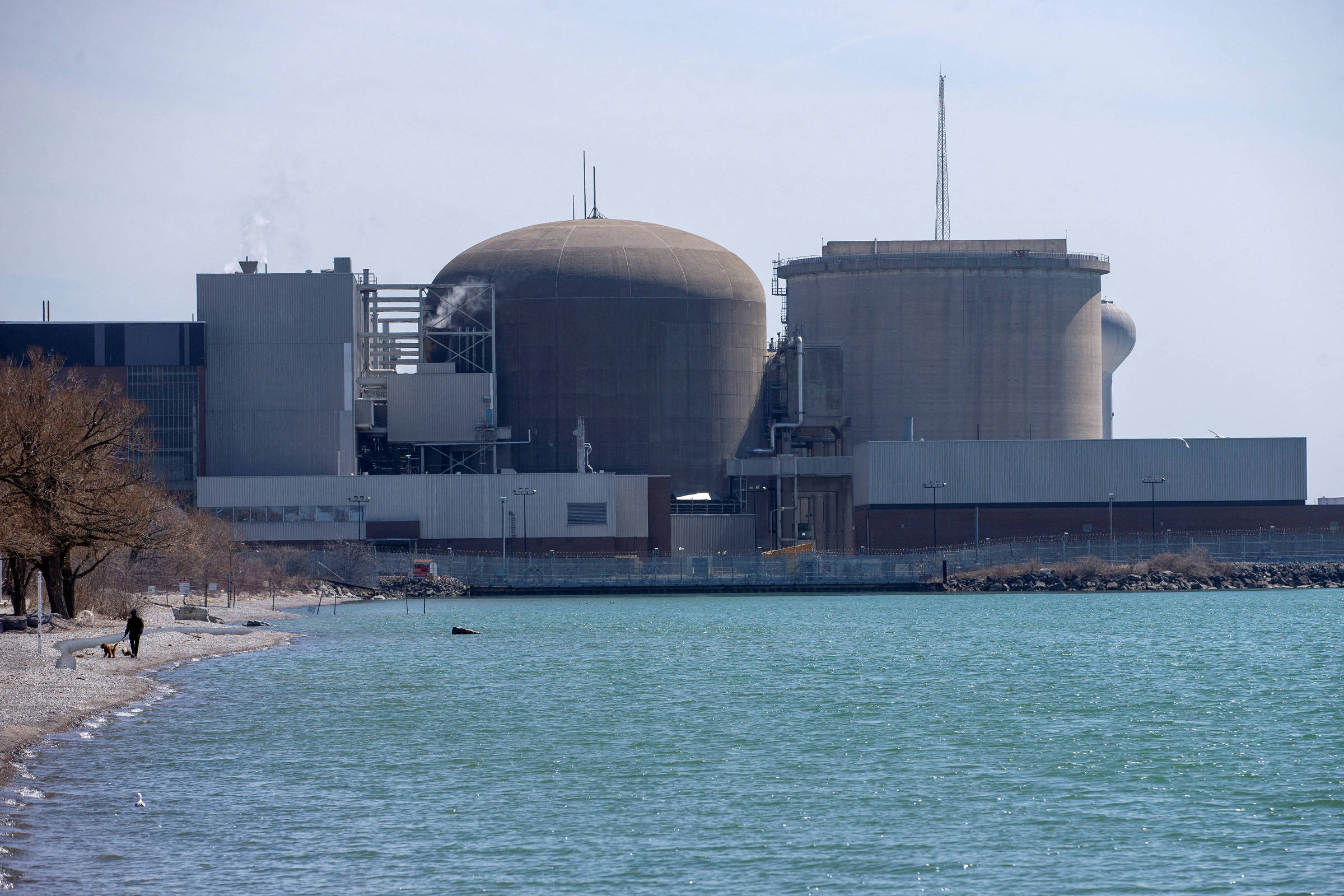 Canadá aprova construção de usina nuclear de reatores modulares de US$ 15 bilhões