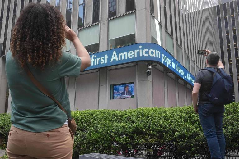 'Uma bênção', dizem católicos dos EUA ao celebrarem escolha do primeiro papa americano