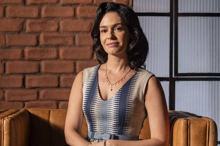 Maria Flor como Anita em 'Garota do Momento'
