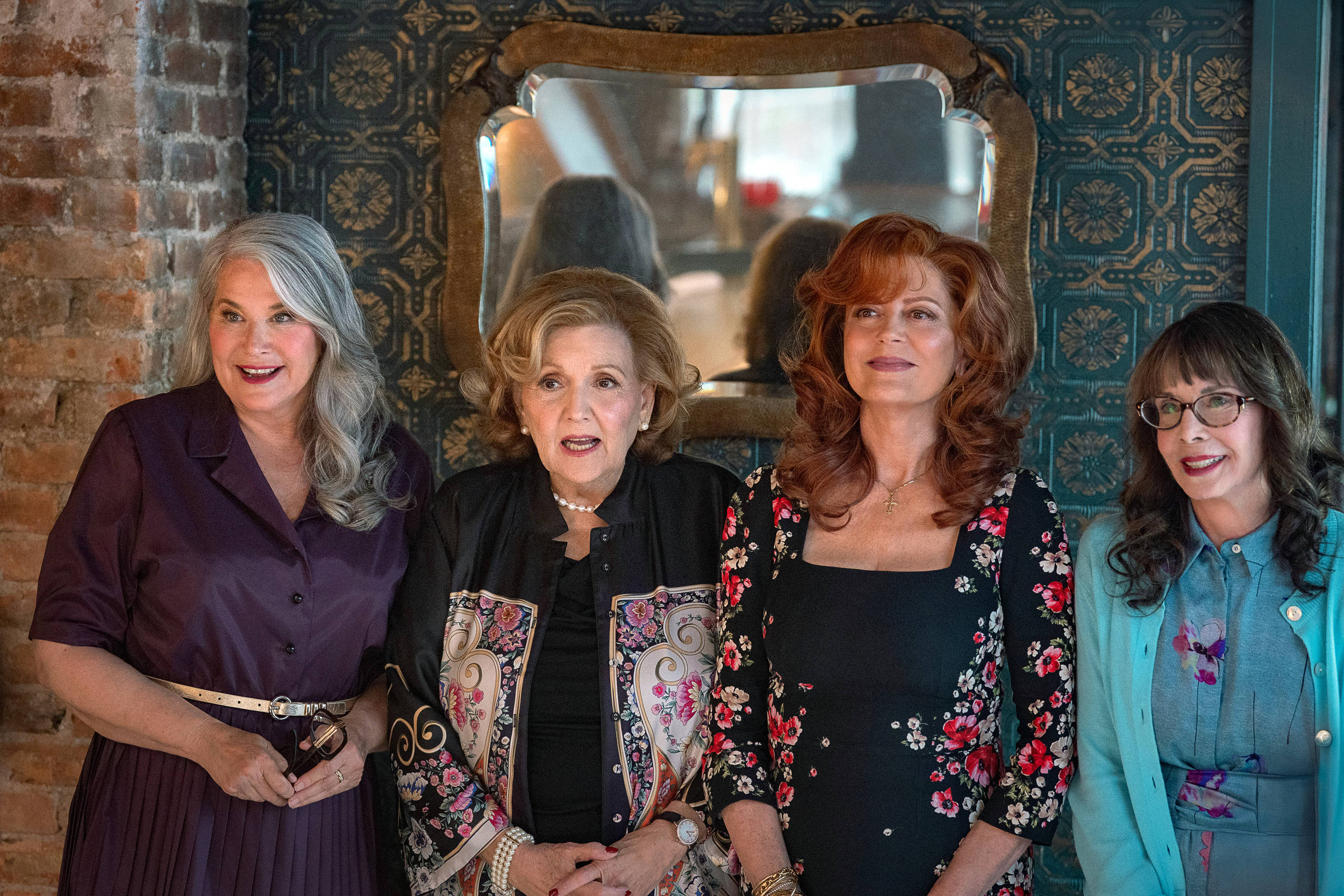 Estrelas do filme 'Nonnas' comemoram estar em filme que os netos poderão assistir