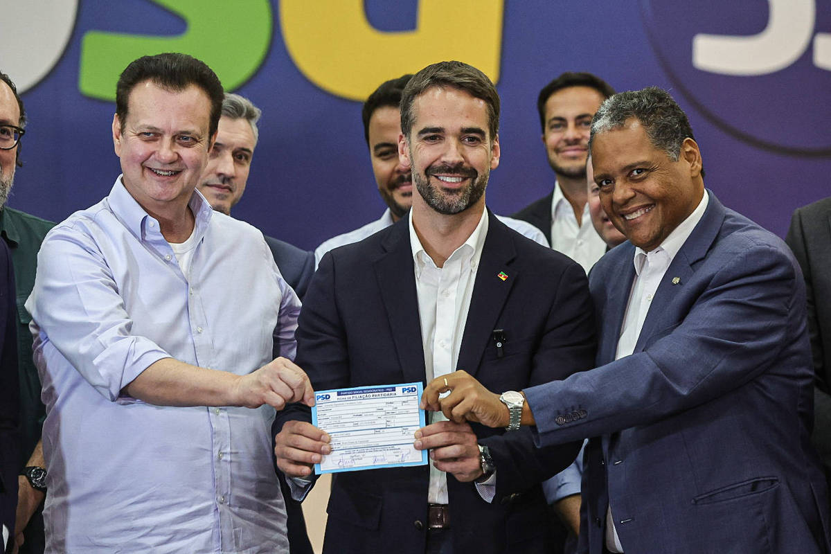 Eduardo Leite se coloca para 2026 pelo PSD, mas rejeita disputa com Ratinho Jr. e admite apoiar Tarcísio