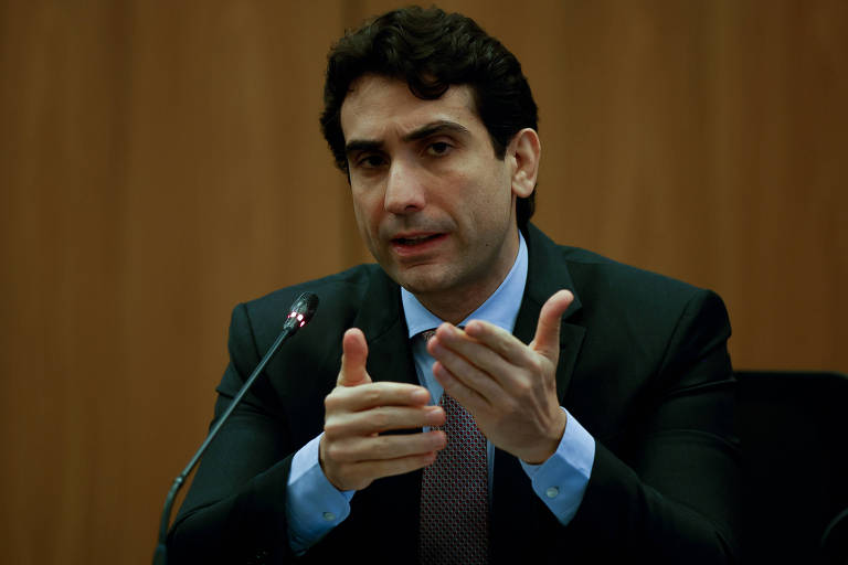 Agenda de Galípolo mostra esforço concentrado com banqueiros sobre caso Master