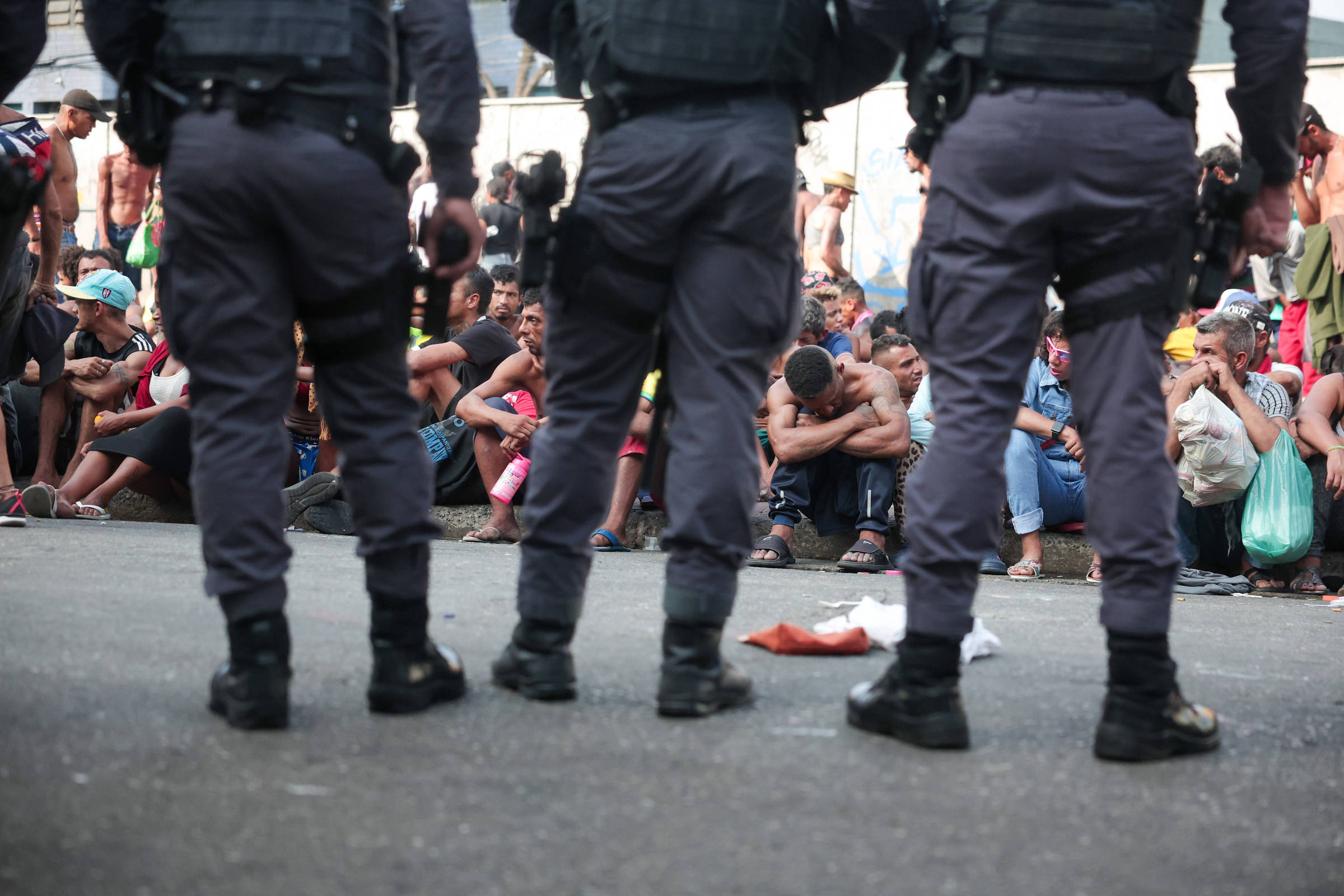 Três anos após dispersão, cracolândia tem menos queixas de roubo, mas PCC ainda domina