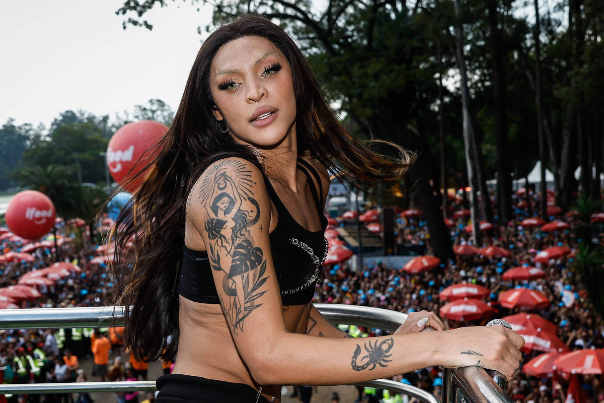 Pabllo Vittar diz que estava com bronquite asmática na abertura do show de Lady Gaga