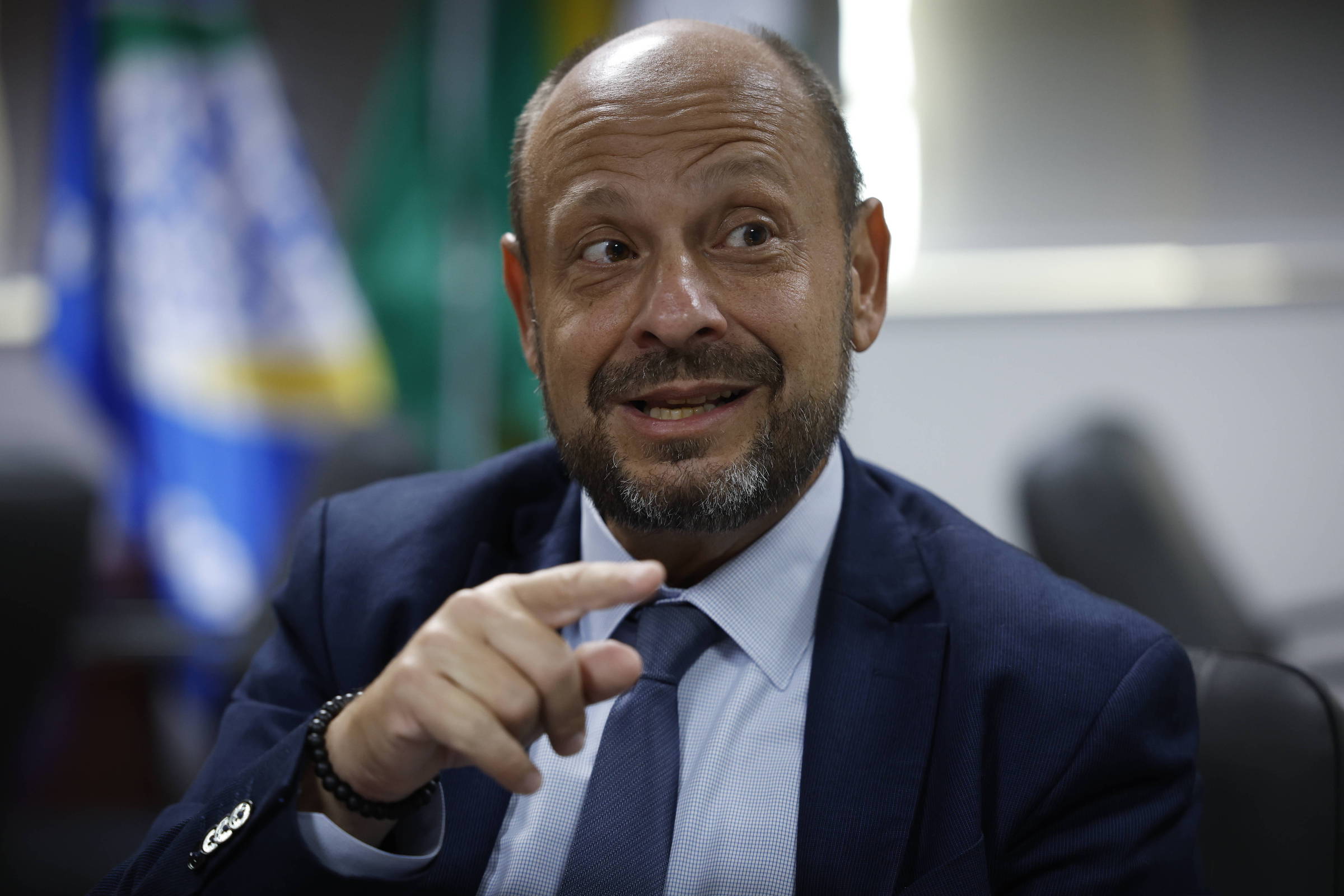 Temos que revisar processos de todos os benefícios, diz presidente do INSS após escândalo dos descontos