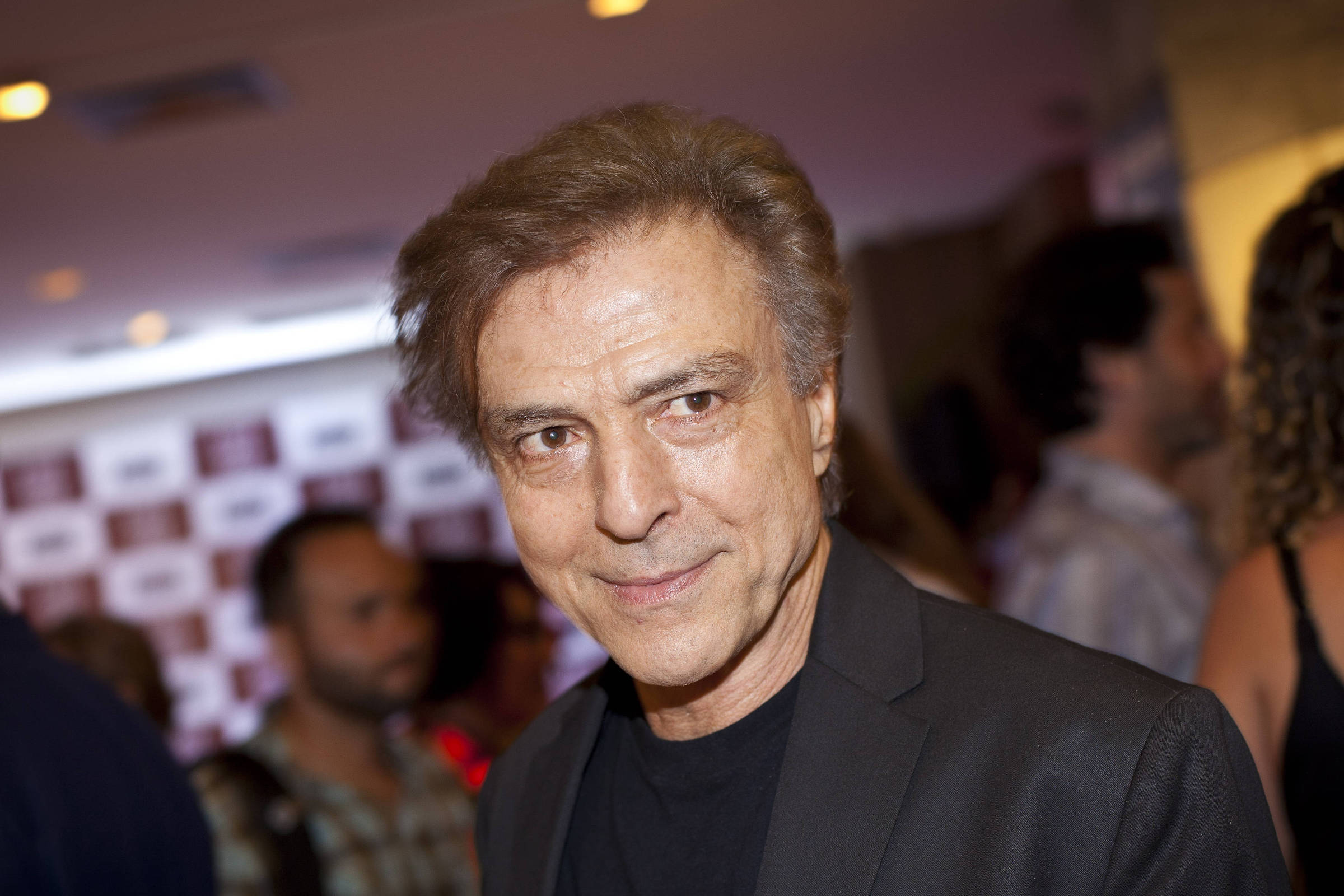 Carlos Alberto Riccelli comenta remake de 'Vale Tudo': 'É outro César'