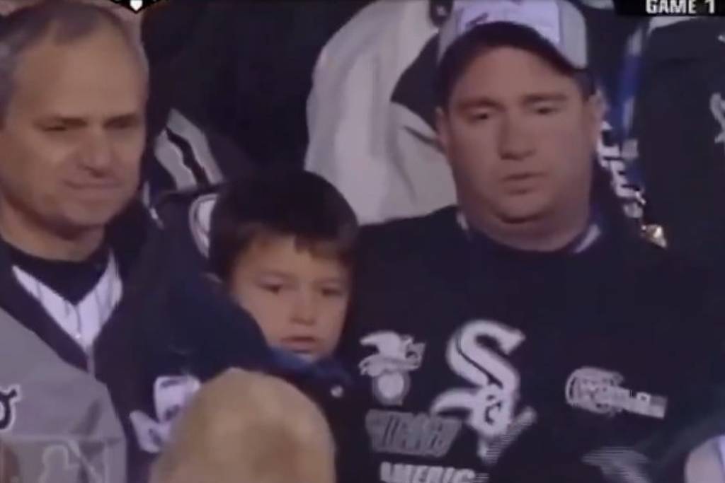 Vídeo: Papa Leão 14 aparece em transmissão da final do beisebol de 2005
