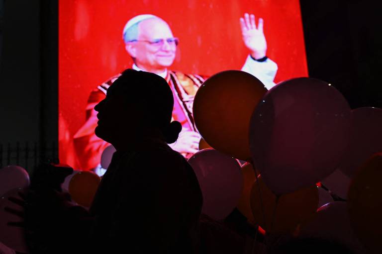 Novo papa nasceu nos EUA, mas foi no Peru que ele aprendeu a ser sacerdote do povo, diz bispo de Chiclayo