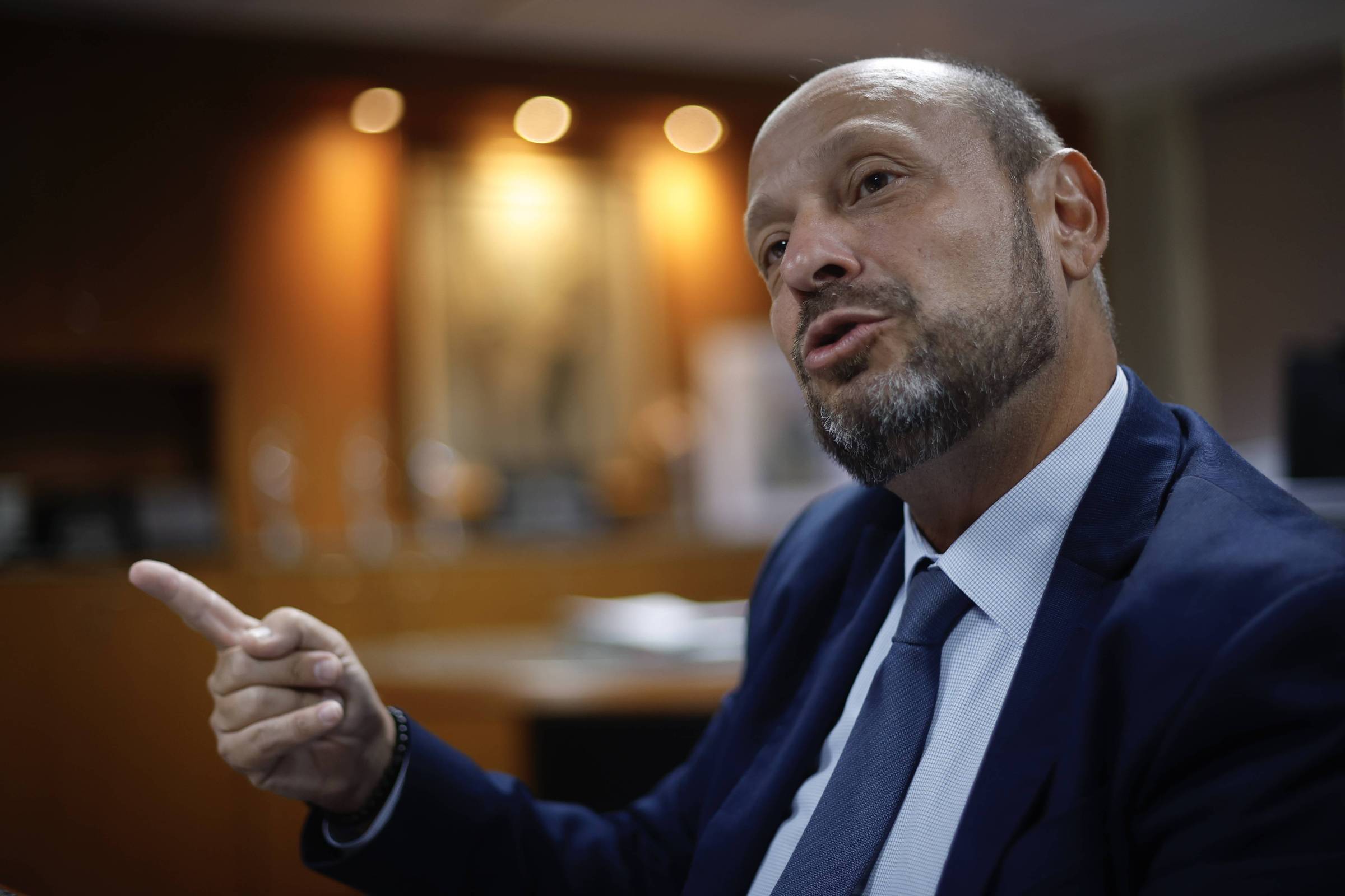 Diretor do INSS que é sócio em empresas terá de se explicar à Comissão de Ética, diz presidente do órgão