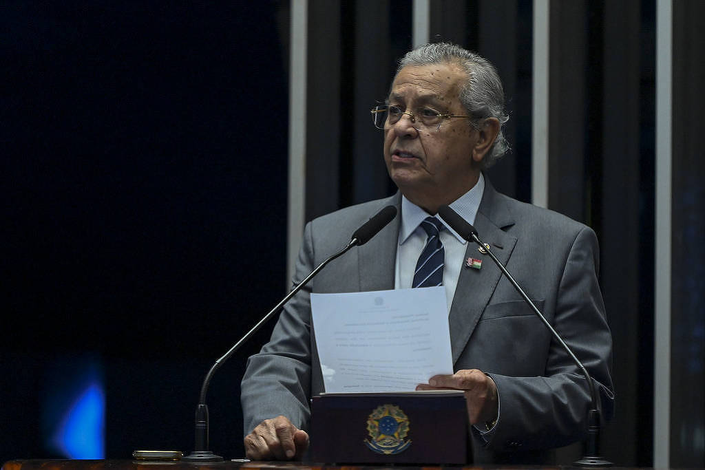 Senador de MT diz ser vítima de desconto indevido no INSS desde 2024