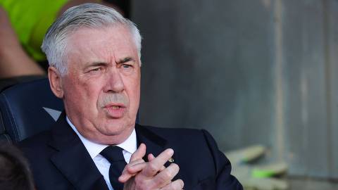 Real Madrid's Italian coach Carlo Ancelotti looks on prior the Spanish league football match between FC Barcelona and Real Madrid CF at Estadi Olimpic Lluis Companys in Barcelona, on May 11, 2025. (Photo by LLUIS GENE / AFP)