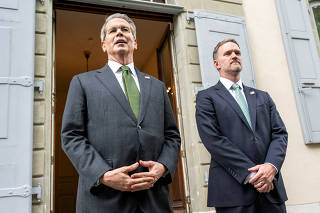FILE PHOTO: USA and China trade talks in Geneva
