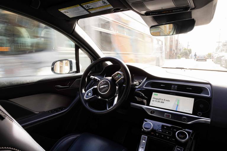 Uber investe em carro sem motorista
