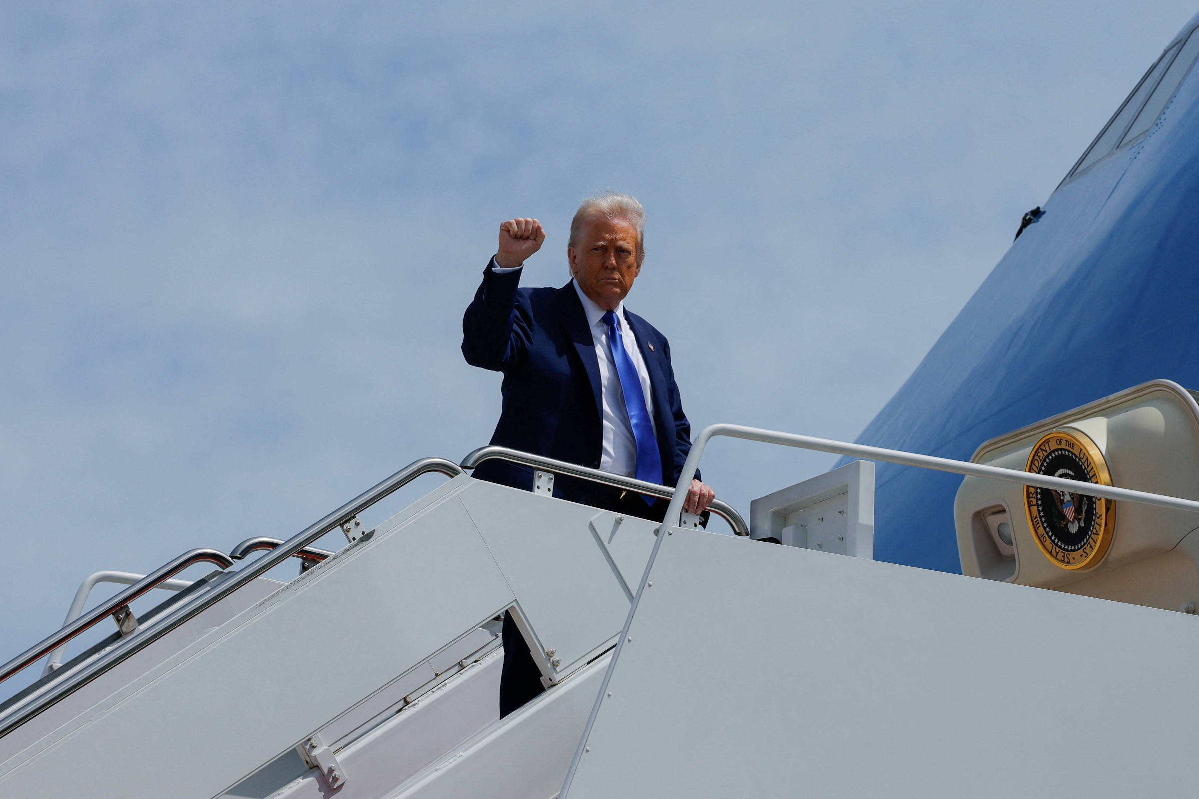 Cobiça por chips de IA inaugura nova era do comércio em viagem de Trump ao Oriente Médio