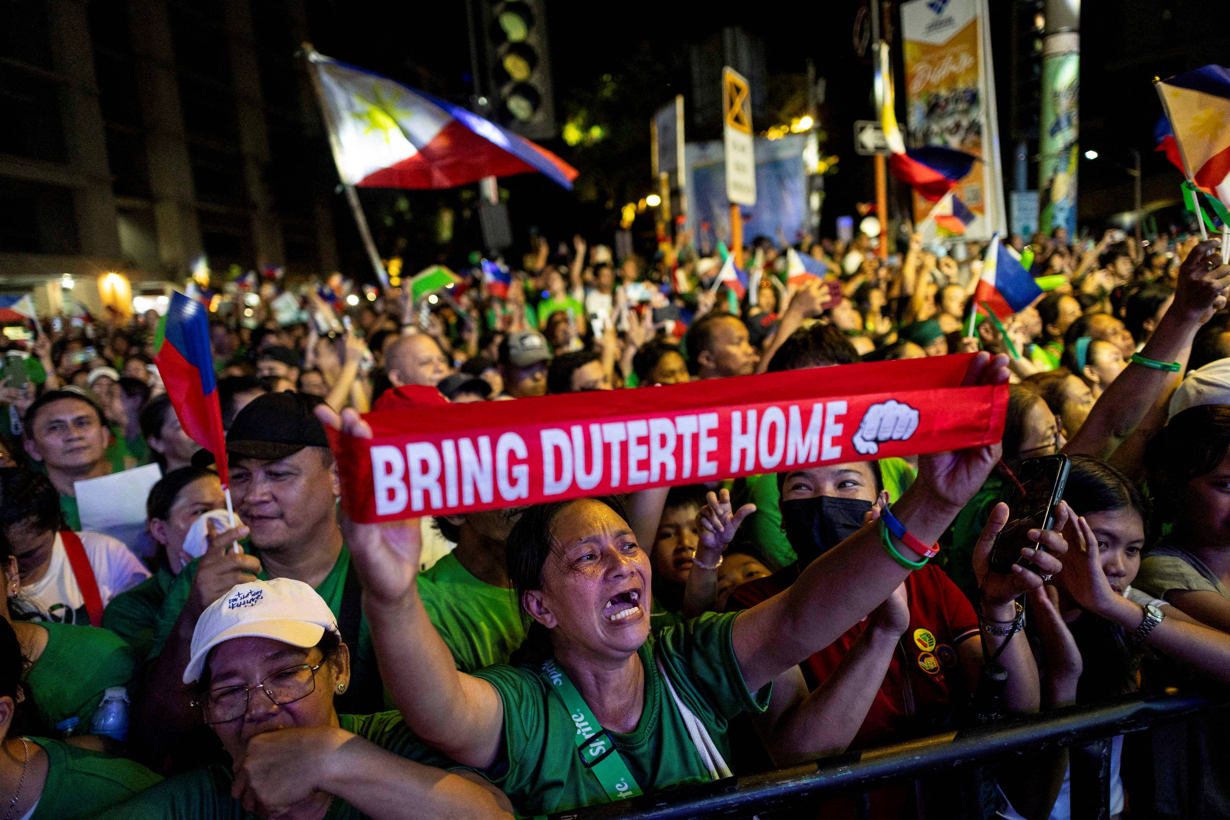 Preso em Haia, Duterte é eleito prefeito de cidade natal nas Filipinas