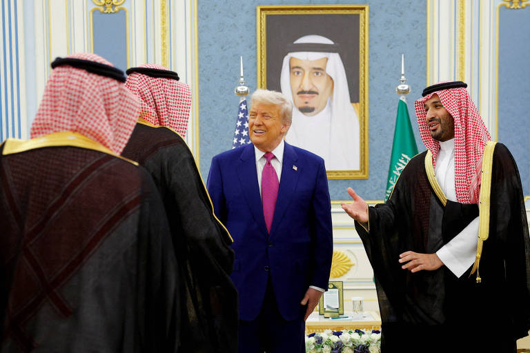 Com Musk, Zuckerberg e Altman, Trump busca acordos bilionários em viagem ao Oriente Médio