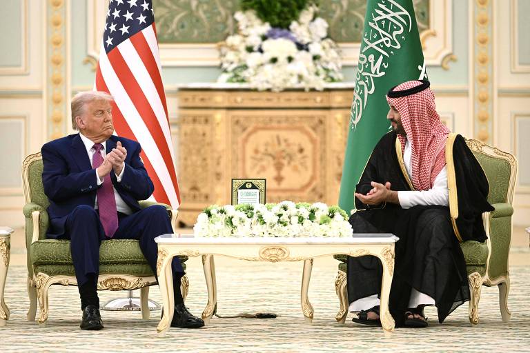 Arábia Saudita e EUA firmam acordo de US$ 600 bilhões em IA e defesa