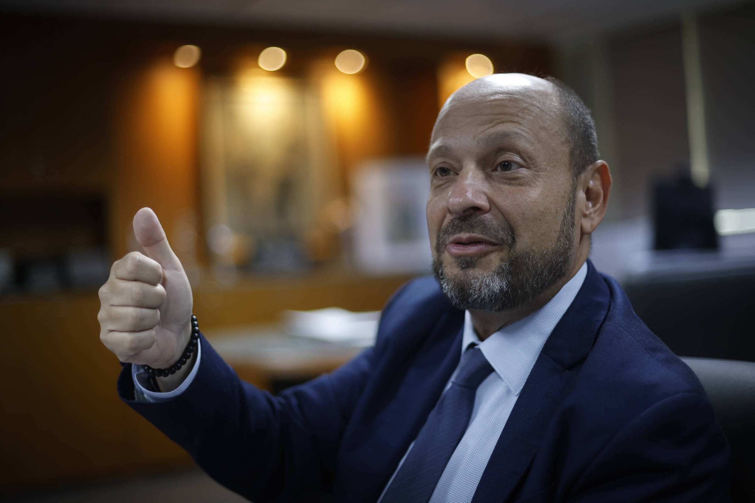 INSS teria que pagar R$ 5,9 bi a segurados se todos descontos de associações fossem ilegais, diz presidente do órgão