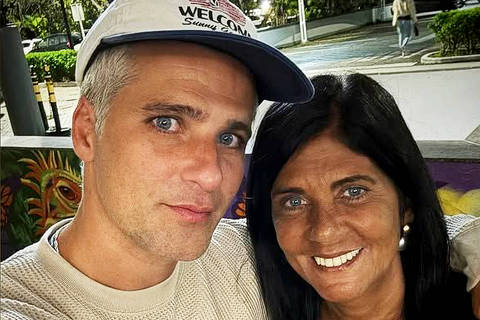 Bruno Gagliasso posa com a mãe após fazerem as pazes 

@brunogagliasso - 12.mai.25/Instagram