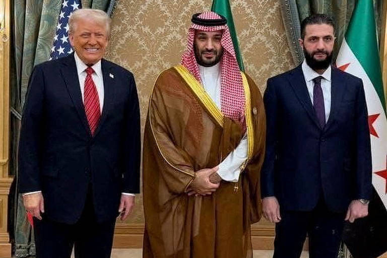 Trump encontra líder sírio e cobra aproximação com Israel após fim de sanções
