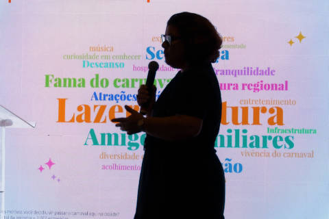 https://f.i.uol.com.br/fotografia/2025/05/14/17472347616824afc996264_1747234761_3x2_th.jpg