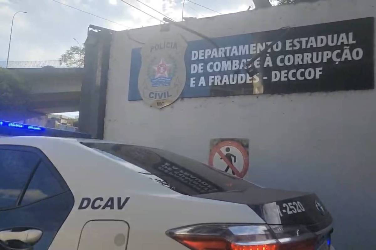 Quatro adolescentes são apreendidos em operação contra rede de crimes de ódio na internet