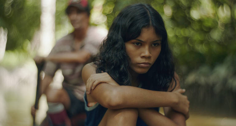 Cena do filme "Manas", de Marianna Brennand