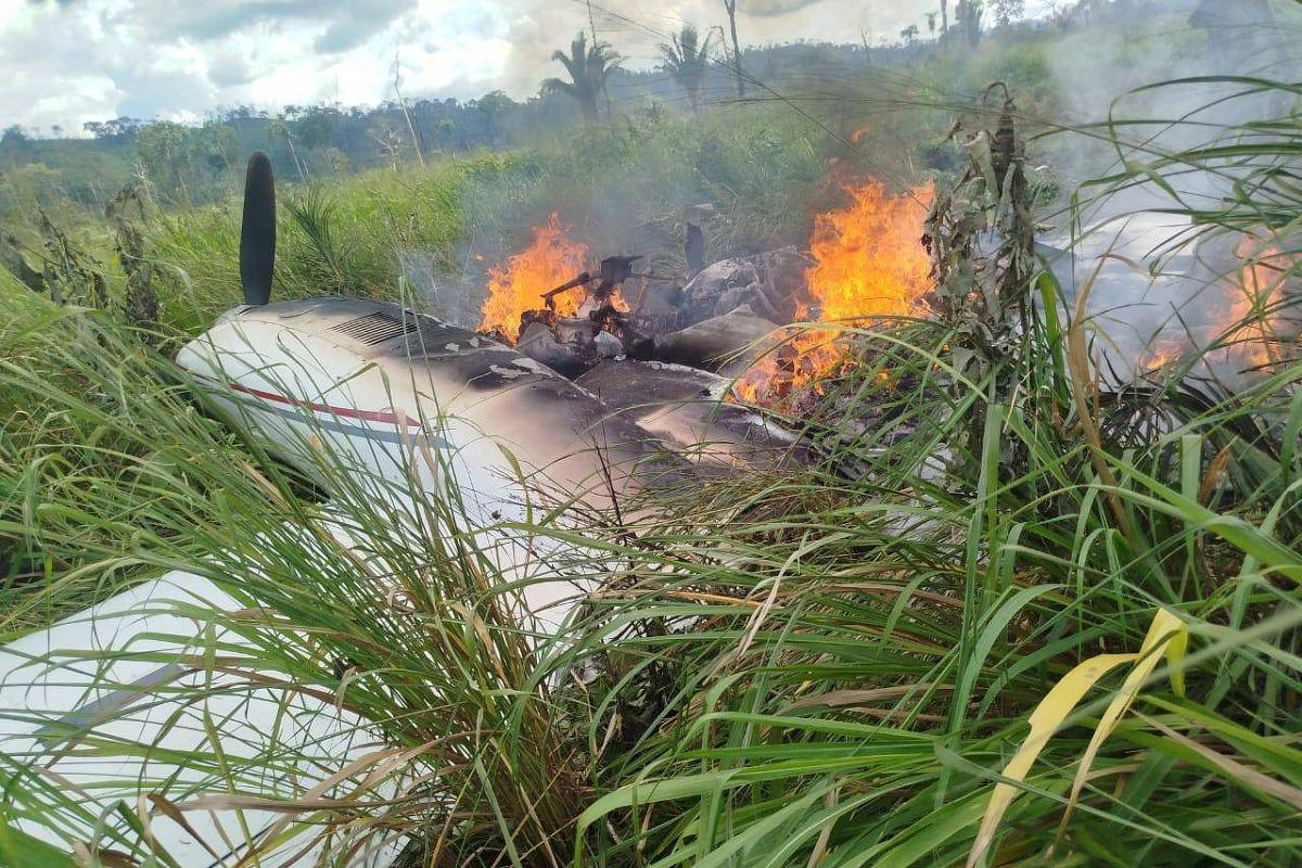 Caças da FAB interceptam aeronave com drogas no Pará