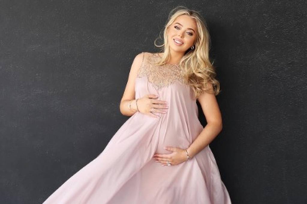 Tiffany Trump, filha do presidente dos EUA, dá à luz seu primeiro filho