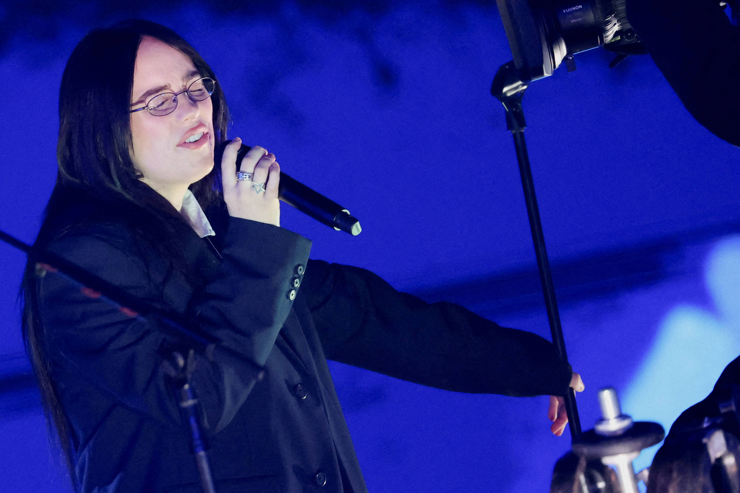 Eventim desmente venda de ingressos para shows de Billie Eilish e Pearl Jam