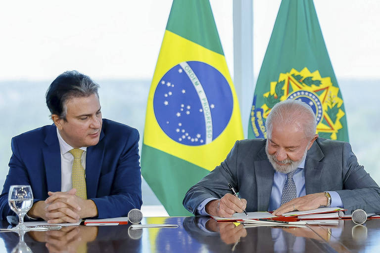 MEC diz que licenciaturas deverão ter 50% de aulas presenciais, apesar de nova regra permitir 30%