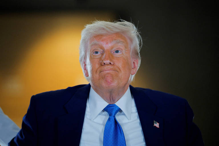 Trump quer bancar EUA com tarifas em vez de imposto sobre renda, mas plano tem falhas