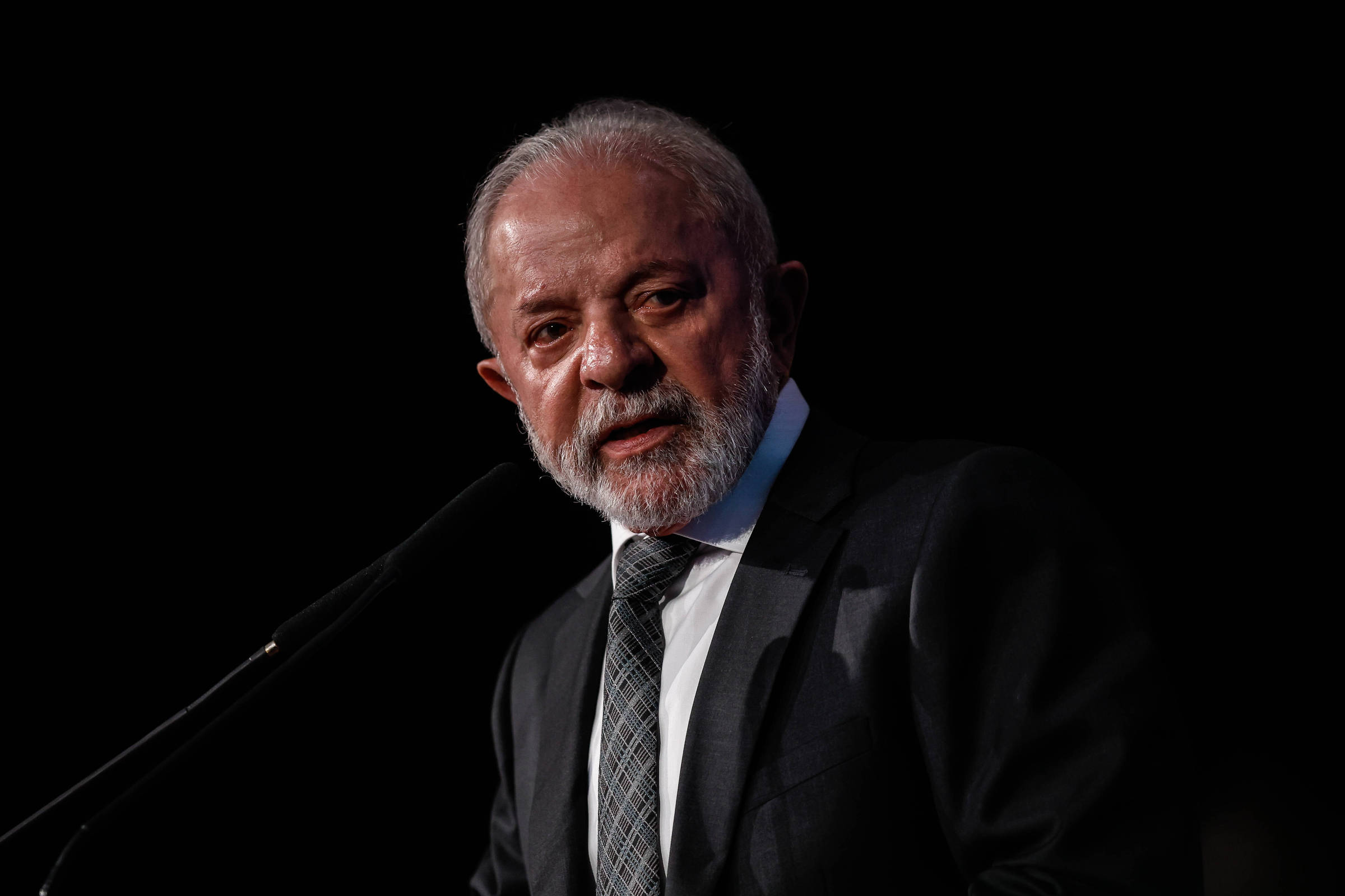 Lula diz que Bolsonaro estava 'quase se borrando' em depoimento no STF