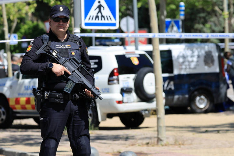 Rival de Zelenski é morto a tiros em Madri; veja vídeo