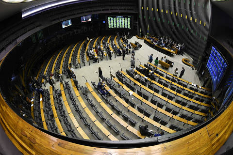 Datafolha: 57% apoiam direito à reeleição de presidentes, governadores e prefeitos