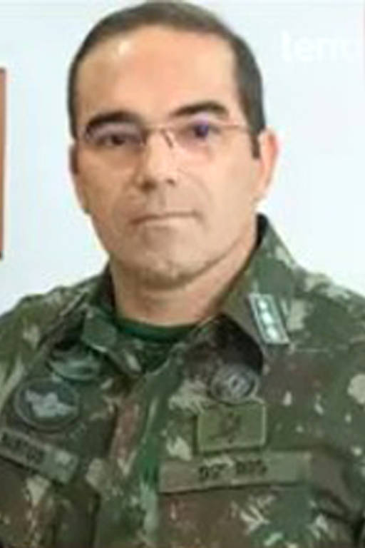 Também coronel do Exército, Fabrício Moreira de Bastos, participou de reuniões cuja finalidade, segundo o próprio coronel, era "influenciar positivamente nossos chefes"