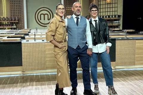 Paola Carosella posa com Henrique Fogaça e Helena Rizzo
