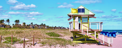 Praia em Delray, no condado de Palm Beaches